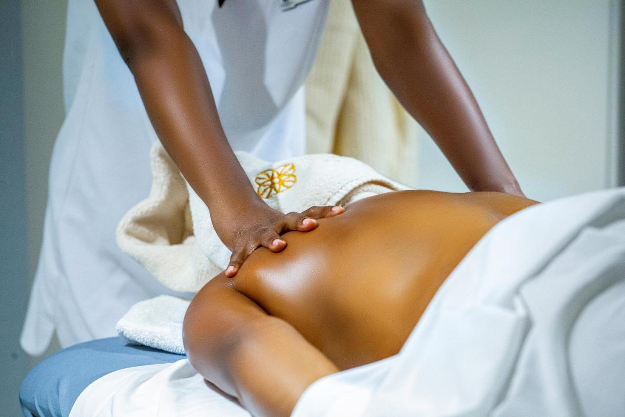 Panafrica Hotel Boutique & Spa Bata Kültér fotó